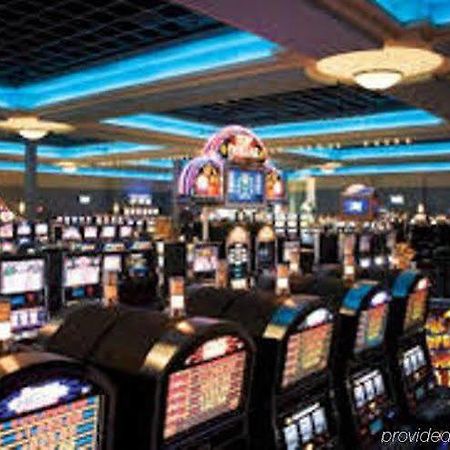 Riverwalk Casino Hotel Vicksburg Buitenkant foto
